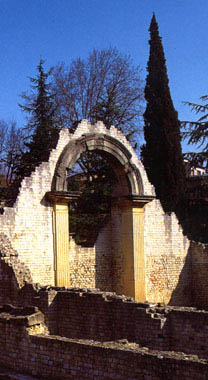 chambres d'hotes dans un des anciens hotels particuliers ou une des anciennes maisons d'h�tes de vaison